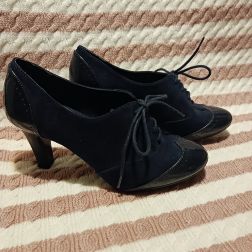 Giani Bernini Navy Heels